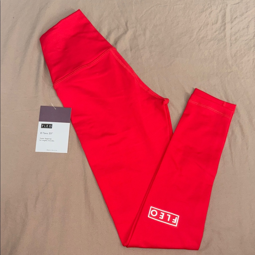 Fleo Cayenne Red Leggings